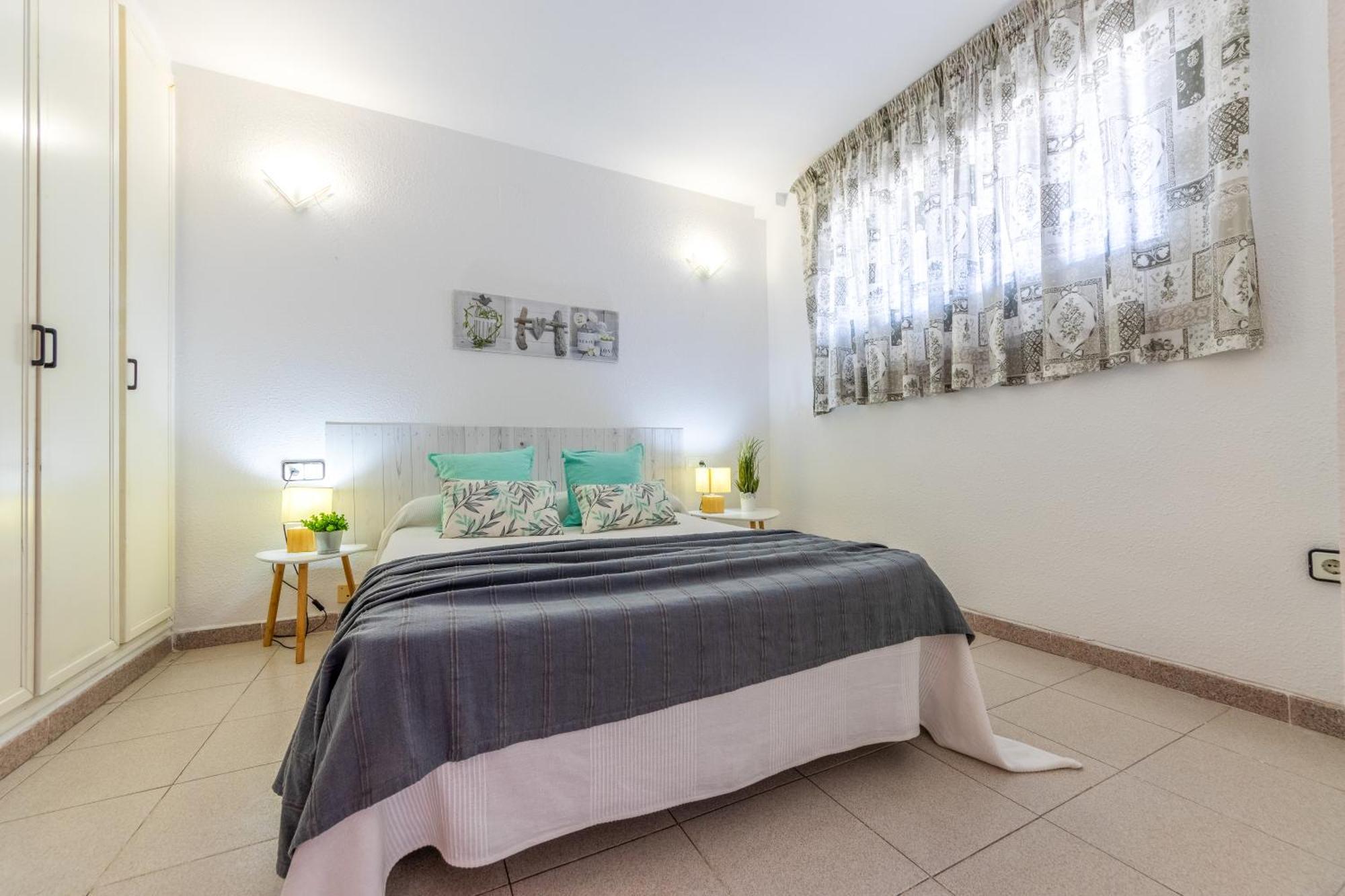 Apartamentos Varadero Arysal Salou Extérieur photo